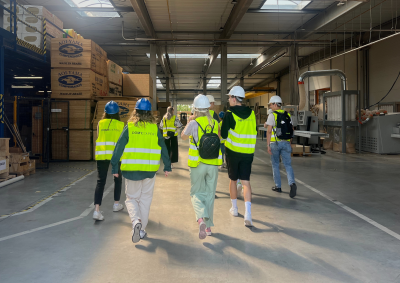 Studenci Politechniki Świętokrzyskiej z wizytą w świecie prefabrykacji