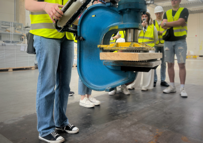 Studenci Politechniki Świętokrzyskiej z wizytą w świecie prefabrykacji