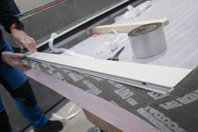 Szkolenie z montażu okien na konsolach – odpowiedź na nietypowe wymagania projektu