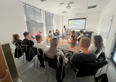 Studenci Politechniki Świętokrzyskiej z wizytą w świecie prefabrykacji