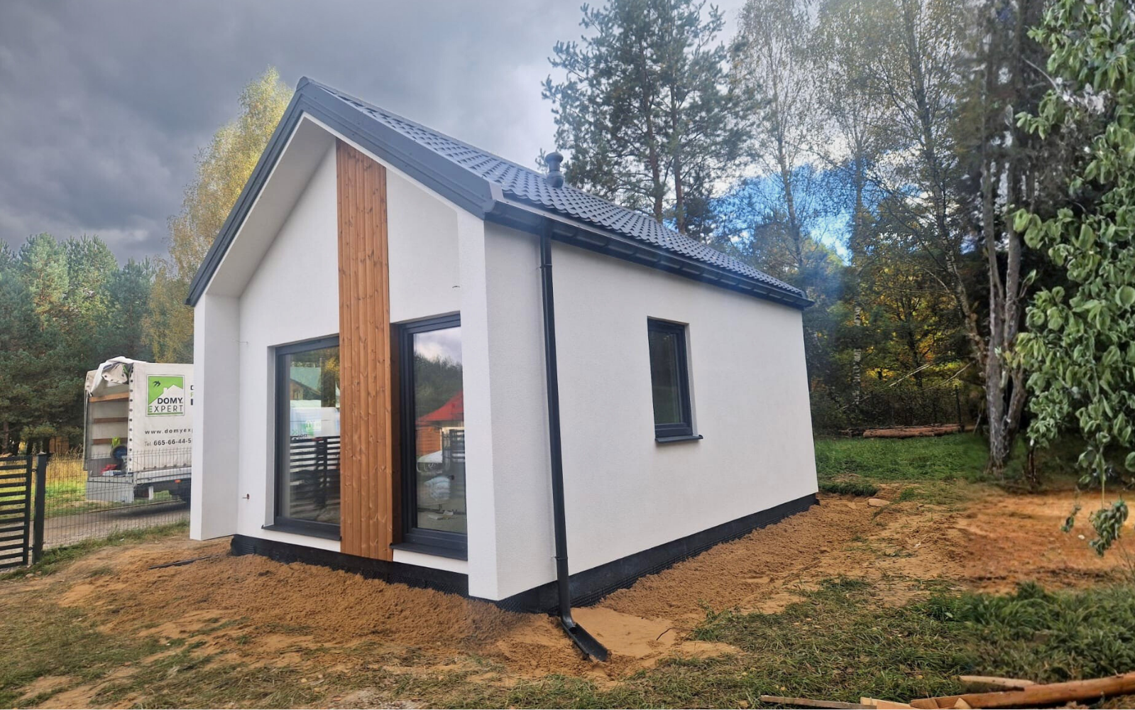 Kompaktowy dom KOS parter w Skarżysku-Kamiennej – realizacja projektu autorskiego