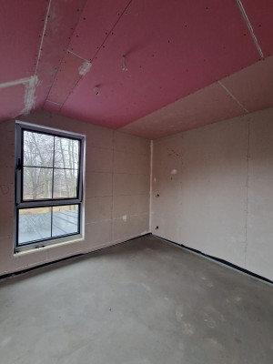 Dom prefabrykowany w Skarżysku-Kamiennej – kompleksowa realizacja dużego, nowoczesnego domu z garażem