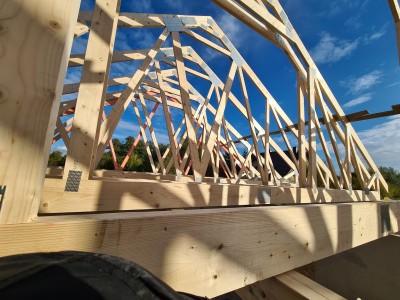 WIĄZARY DACHOWE - LESZNO