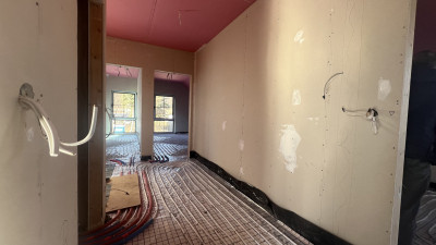 Dom prefabrykowany w Skarżysku-Kamiennej – kompleksowa realizacja dużego, nowoczesnego domu z garażem