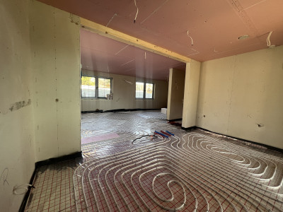 Dom prefabrykowany w Skarżysku-Kamiennej – kompleksowa realizacja dużego, nowoczesnego domu z garażem