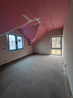 Dom prefabrykowany w Skarżysku-Kamiennej – kompleksowa realizacja dużego, nowoczesnego domu z garażem