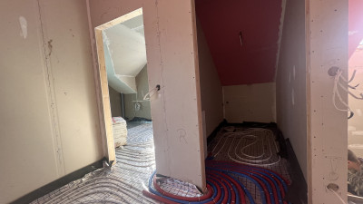 Dom prefabrykowany w Skarżysku-Kamiennej – kompleksowa realizacja dużego, nowoczesnego domu z garażem